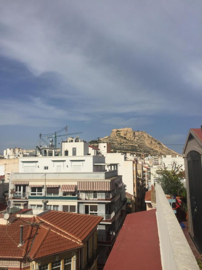 Atico Centrico Junto A La Playa Apartment Alicante Ngoại thất bức ảnh